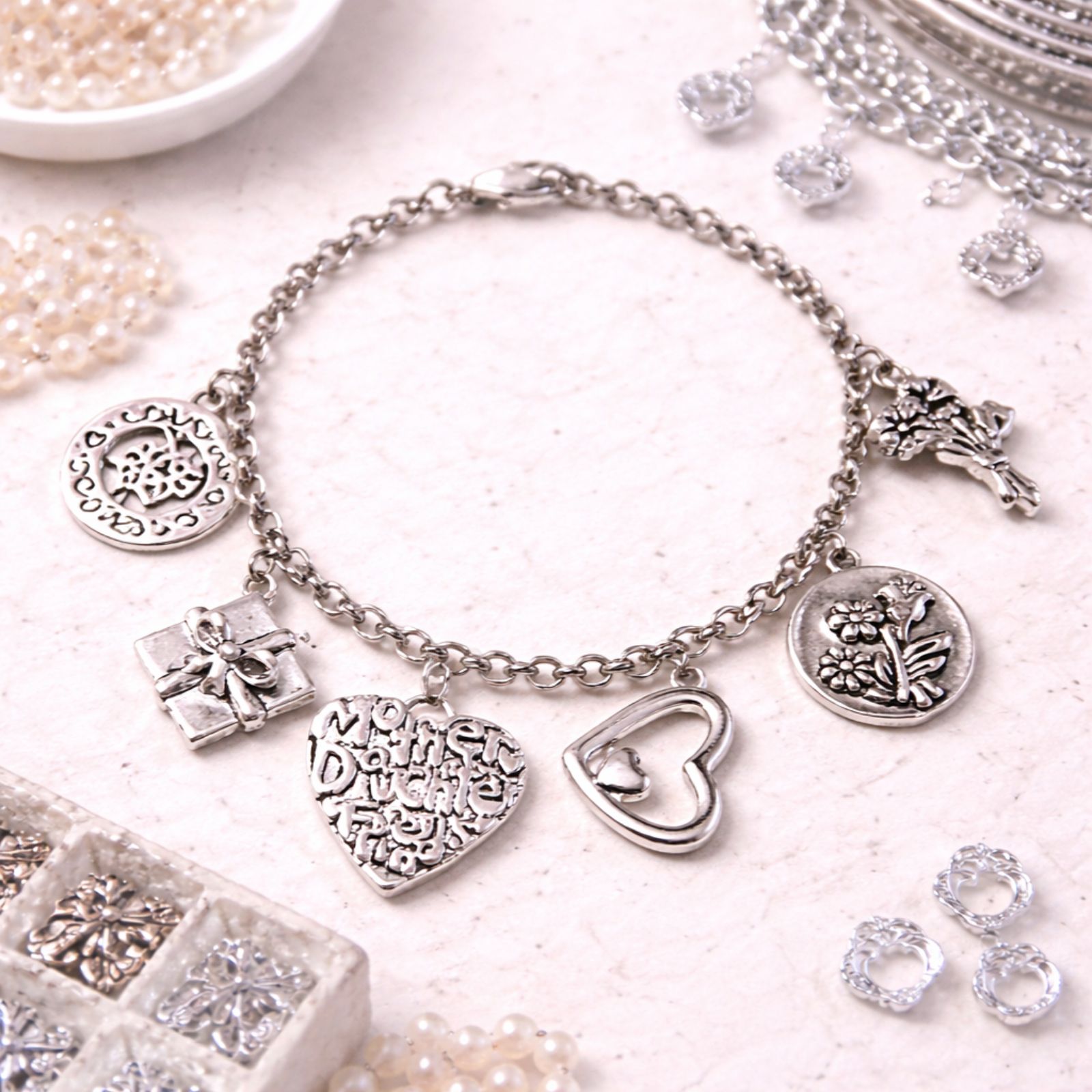 Love This Life Silver Tone Daughter Charm Bracelet Nwt
